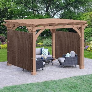 Featured image for "How to Select Shade Sail Custom Designs for Your Backyard or House"