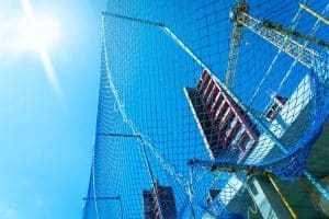 featured image for "Top 5 Benefits of Debris Netting for Construction Safety"