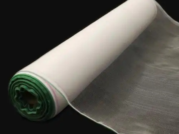 UV-stabilized HDPE insect netting roll